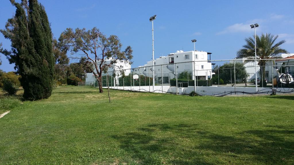 Yialos Holiday Apartments 페르볼리아 외부 사진