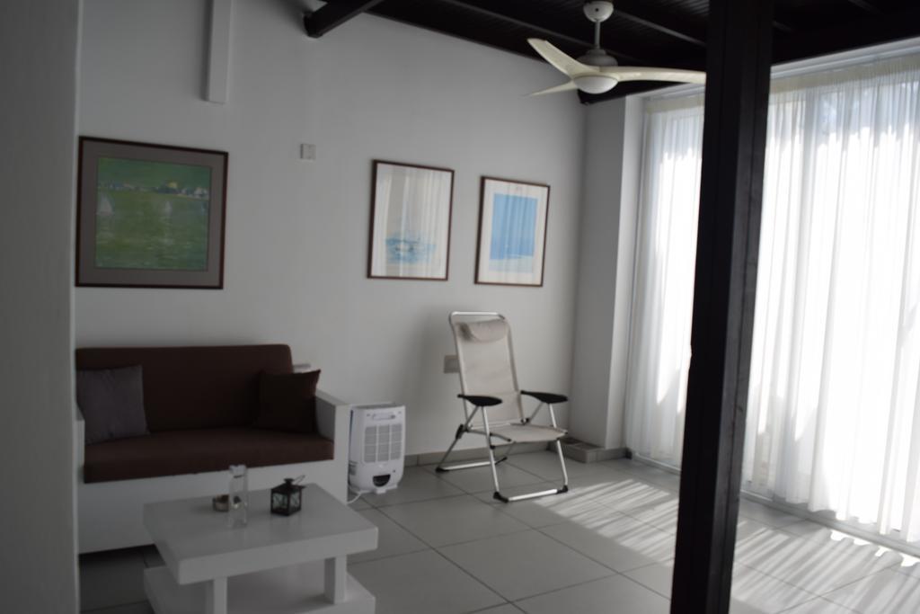 Yialos Holiday Apartments 페르볼리아 외부 사진
