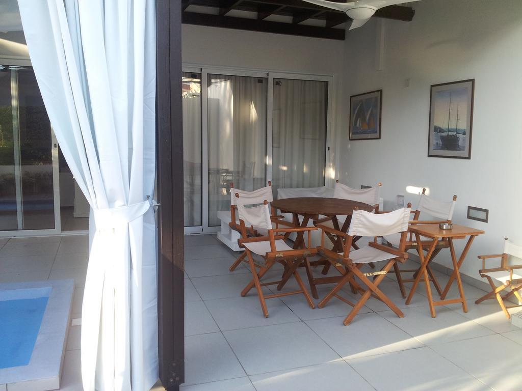 Yialos Holiday Apartments 페르볼리아 객실 사진