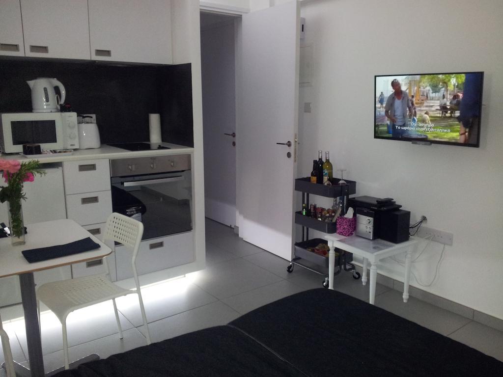 Yialos Holiday Apartments 페르볼리아 객실 사진