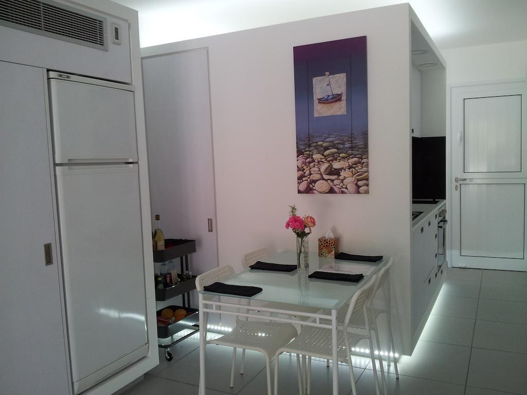 Yialos Holiday Apartments 페르볼리아 객실 사진