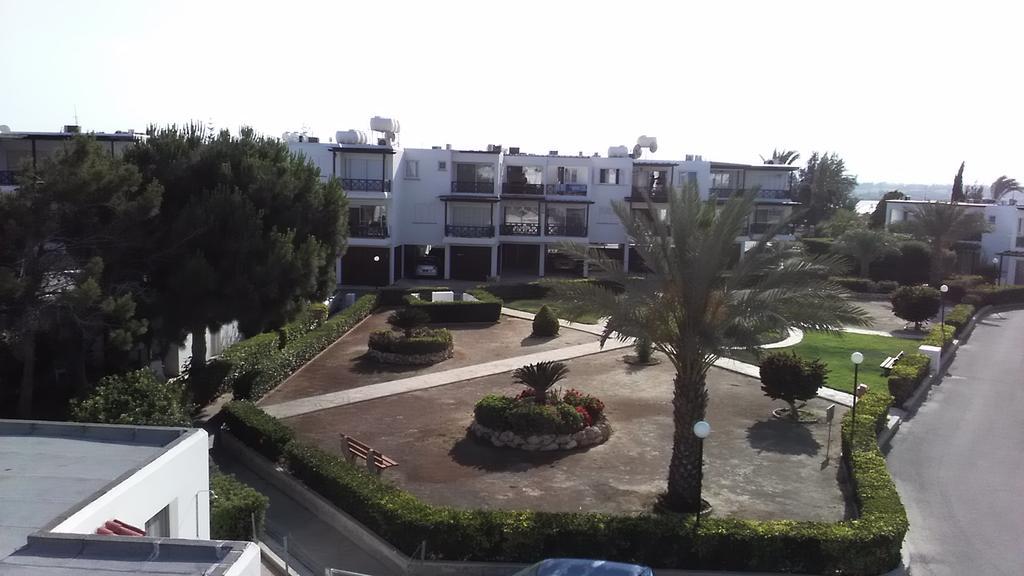 Yialos Holiday Apartments 페르볼리아 외부 사진