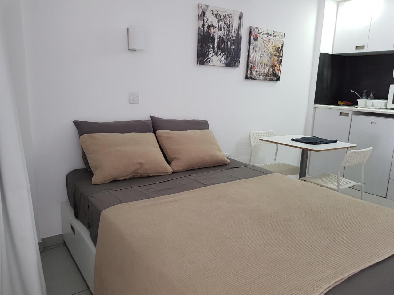 Yialos Holiday Apartments 페르볼리아 외부 사진