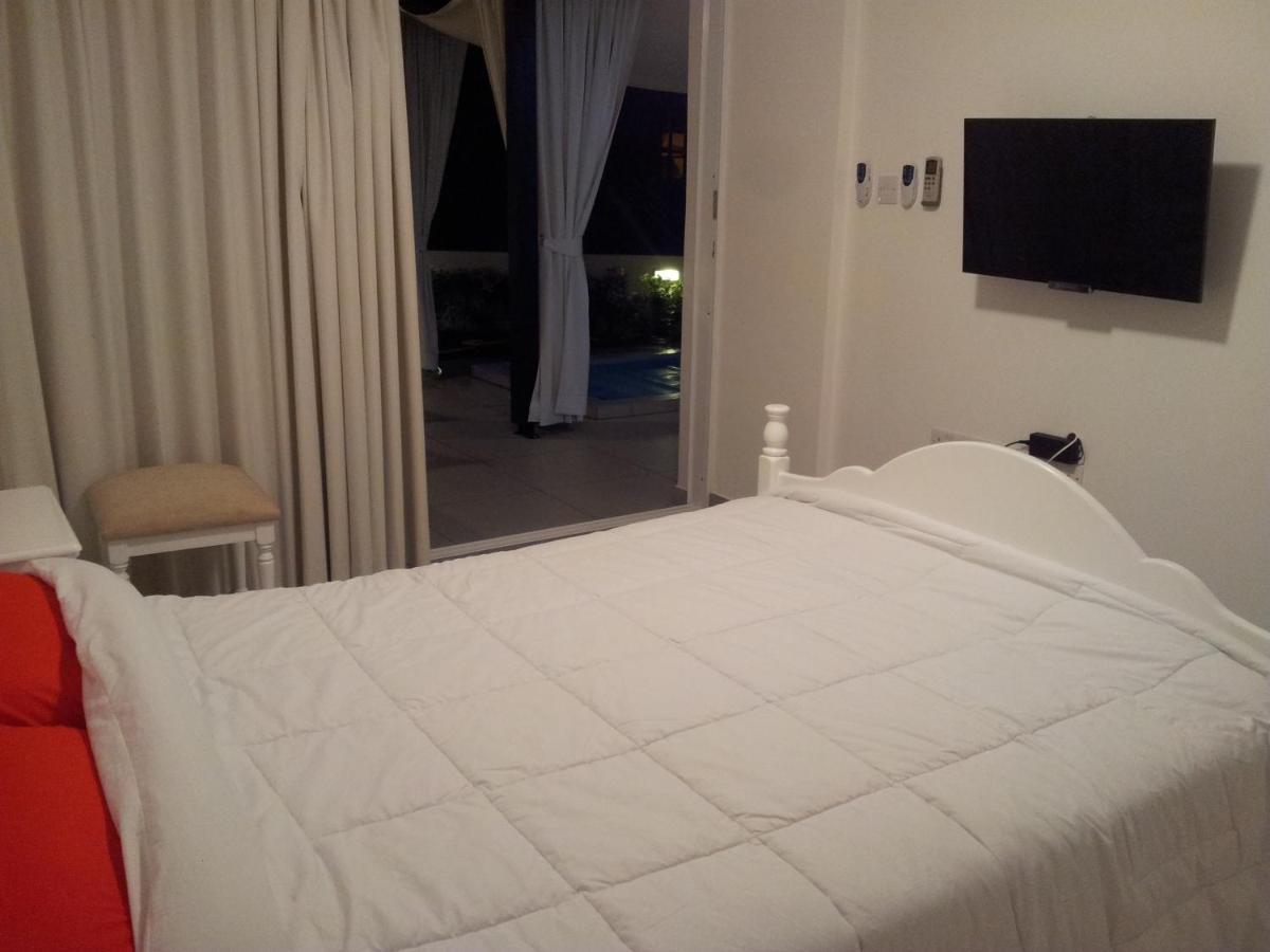 Yialos Holiday Apartments 페르볼리아 객실 사진
